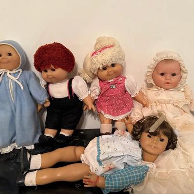 Mixed Lot of Vintage Dolls Including 2 Cabbage Patch Dolls – Assorted Baby & Child Styles