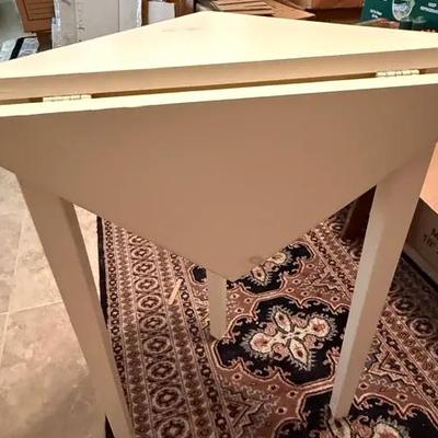 White Corner Accent Table
