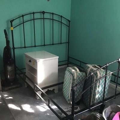 Sale Photo Thumbnail #75