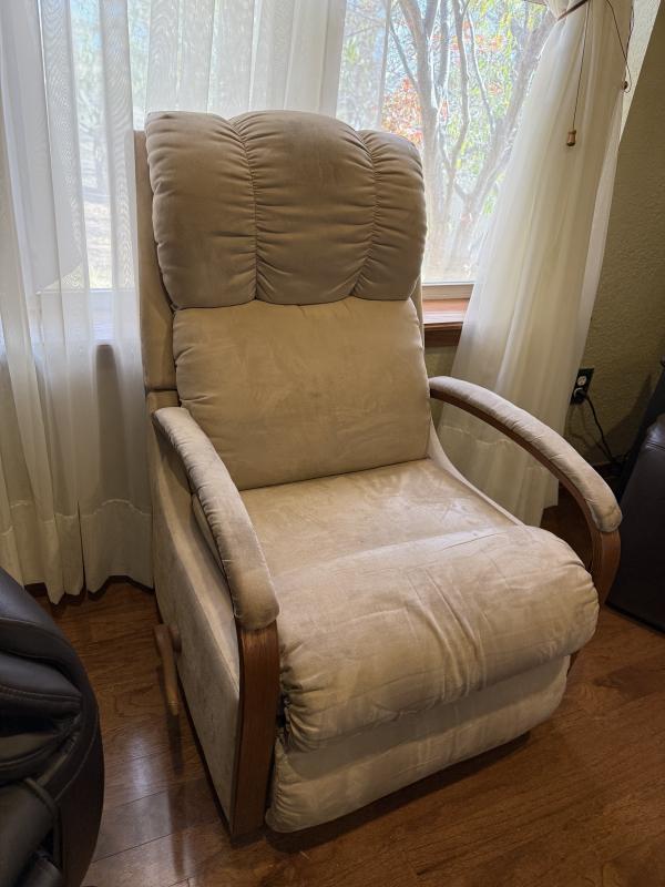 Sale Photo Thumbnail #3