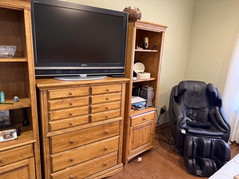 Sale Photo Thumbnail #2