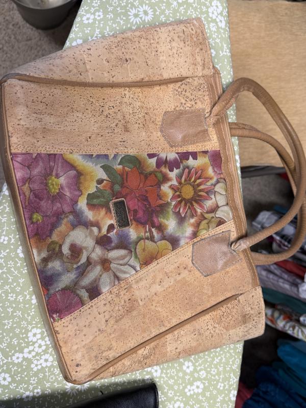 Sale Photo Thumbnail #17