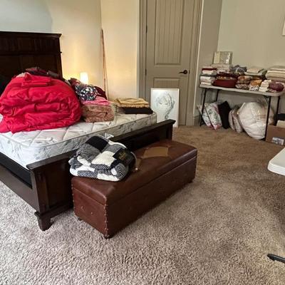 Sale Photo Thumbnail #97