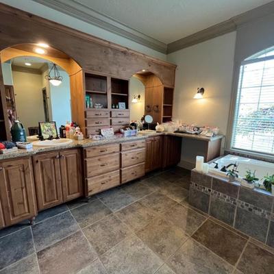 Sale Photo Thumbnail #74