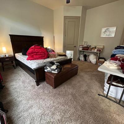 Sale Photo Thumbnail #95