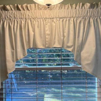 Sale Photo Thumbnail #95