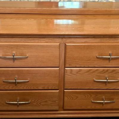 Sale Photo Thumbnail #173