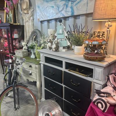 Sale Photo Thumbnail #6: vintage bikes, furniture, christmas orniments, records
