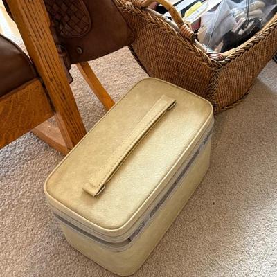 Sale Photo Thumbnail #183