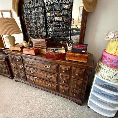 Sale Photo Thumbnail #171