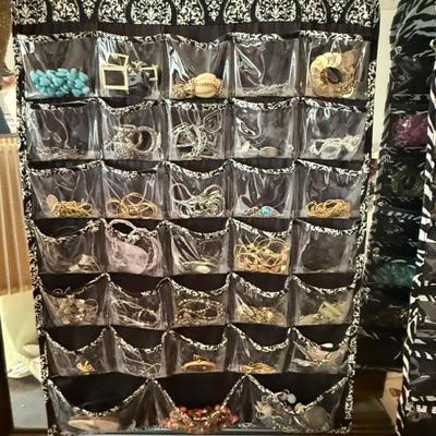 Sale Photo Thumbnail #173