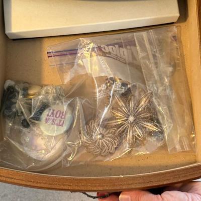 Sale Photo Thumbnail #139