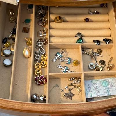 Sale Photo Thumbnail #136