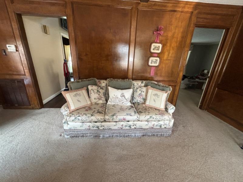 Sale Photo Thumbnail #17