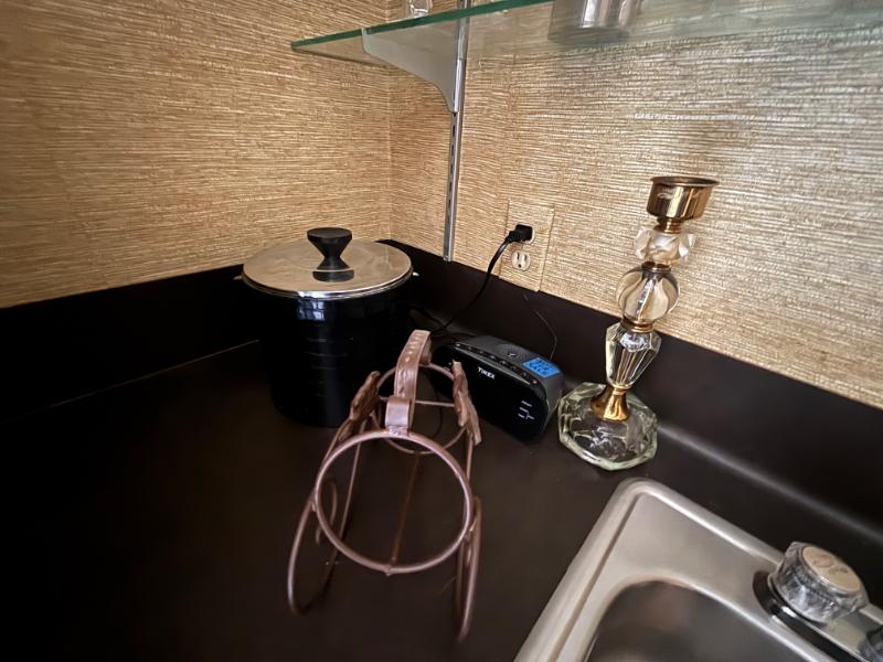 Sale Photo Thumbnail #20