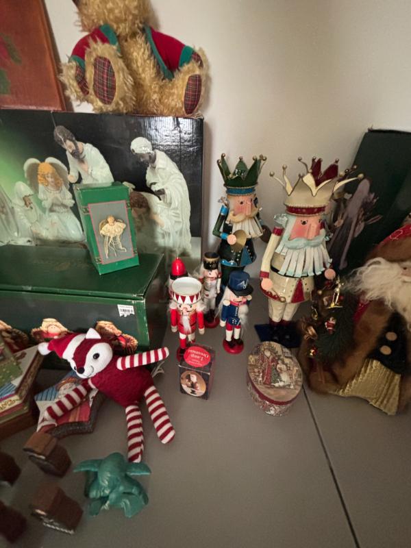 Sale Photo Thumbnail #60