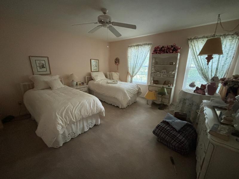 Sale Photo Thumbnail #56