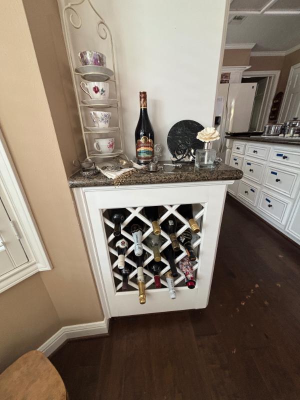 Sale Photo Thumbnail #44