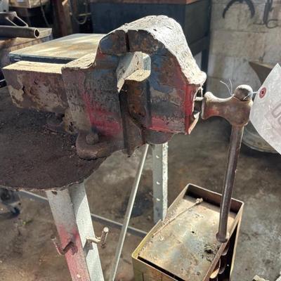 Sale Photo Thumbnail #286