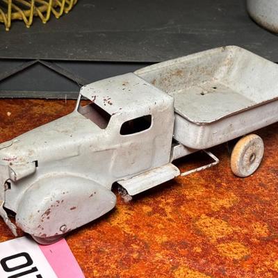 Sale Photo Thumbnail #369