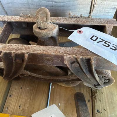 Sale Photo Thumbnail #154