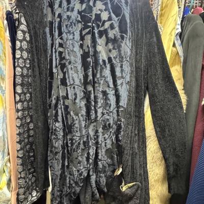 Sale Photo Thumbnail #256