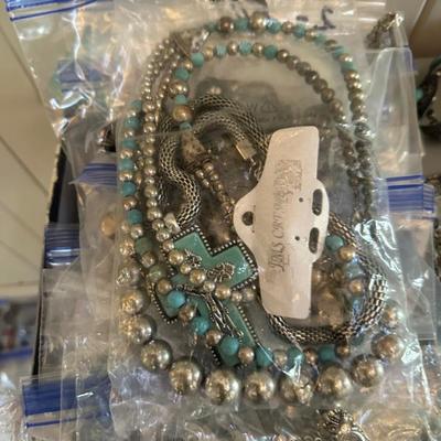 Sale Photo Thumbnail #921