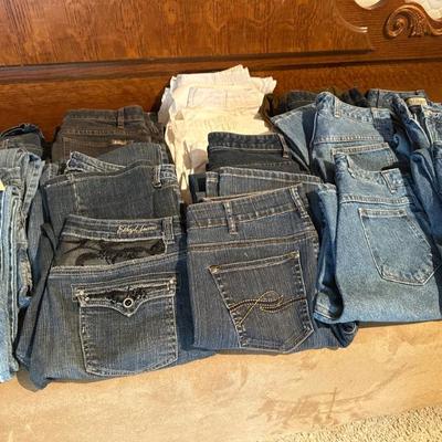 Sale Photo Thumbnail #263