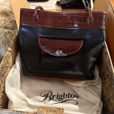 Sale Photo Thumbnail #316