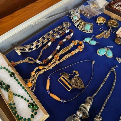 Sale Photo Thumbnail #913