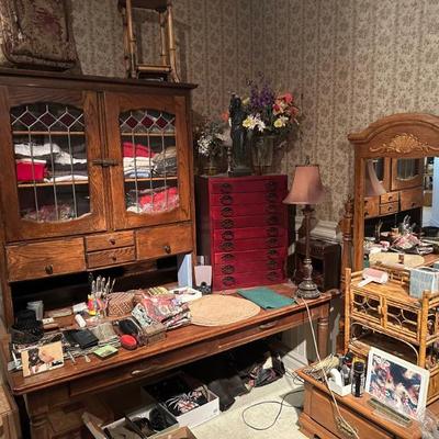 Sale Photo Thumbnail #347