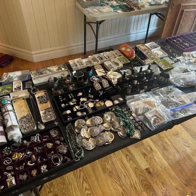 Sale Photo Thumbnail #889