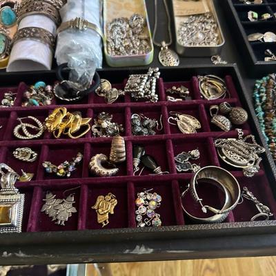 Sale Photo Thumbnail #895