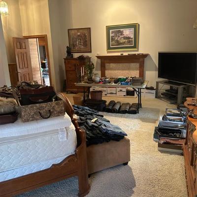 Sale Photo Thumbnail #306