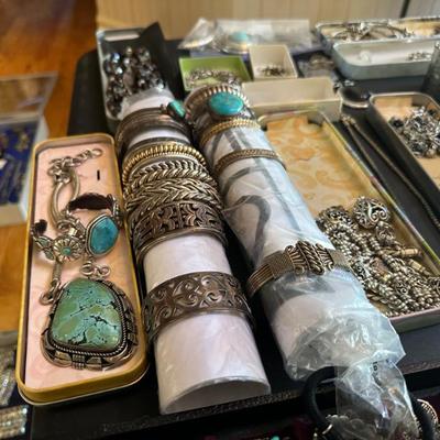 Sale Photo Thumbnail #891