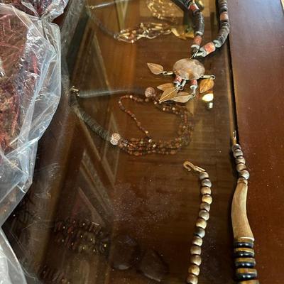 Sale Photo Thumbnail #178