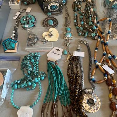 Sale Photo Thumbnail #919