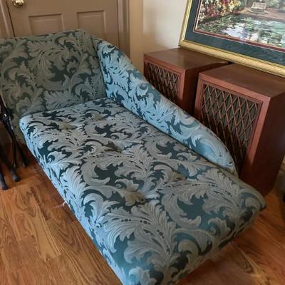 Sale Photo Thumbnail #958