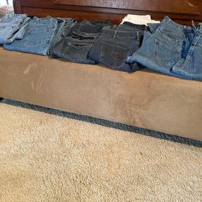 Sale Photo Thumbnail #265