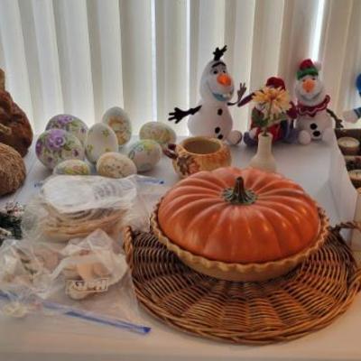 Sale Photo Thumbnail #27: Pumpkin Pie Keeper