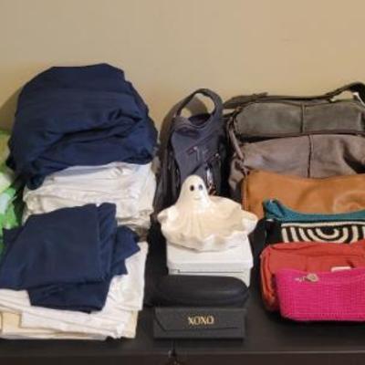 Sale Photo Thumbnail #46: Sheets and Purses