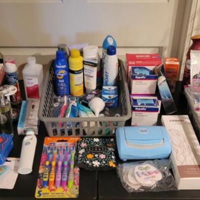 Sale Photo Thumbnail #53: Bath & Body