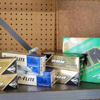 Sale Photo Thumbnail #174: Golf Balls