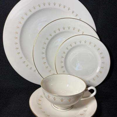 Syracuse “First Love” China Set 67pc