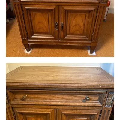 Pair Of White Furniture Co Italian Provincial Nightstands 