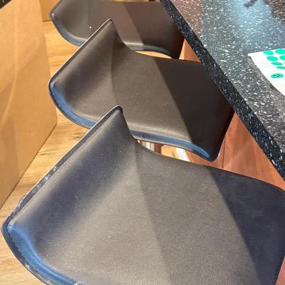 Sale Photo Thumbnail #115