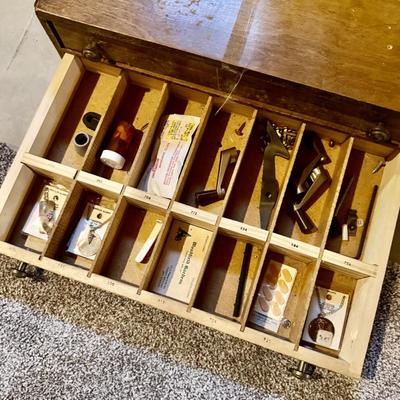 Sale Photo Thumbnail #129