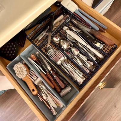 Sale Photo Thumbnail #64