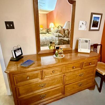 Sale Photo Thumbnail #17