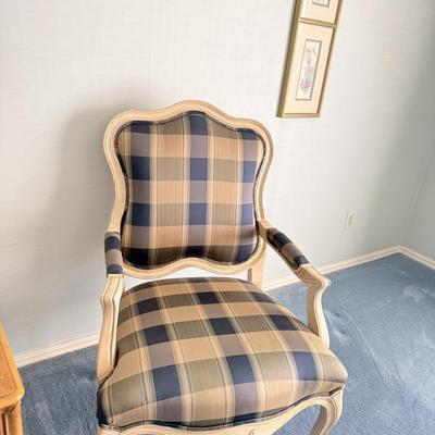 Sale Photo Thumbnail #3